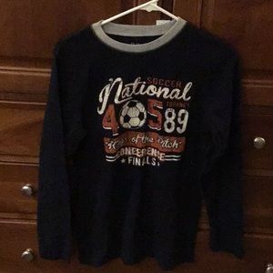 NWT ribbed thick long sleeve navy shirt. Grey trim on neck